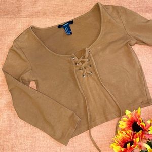 Long sleeve crop top